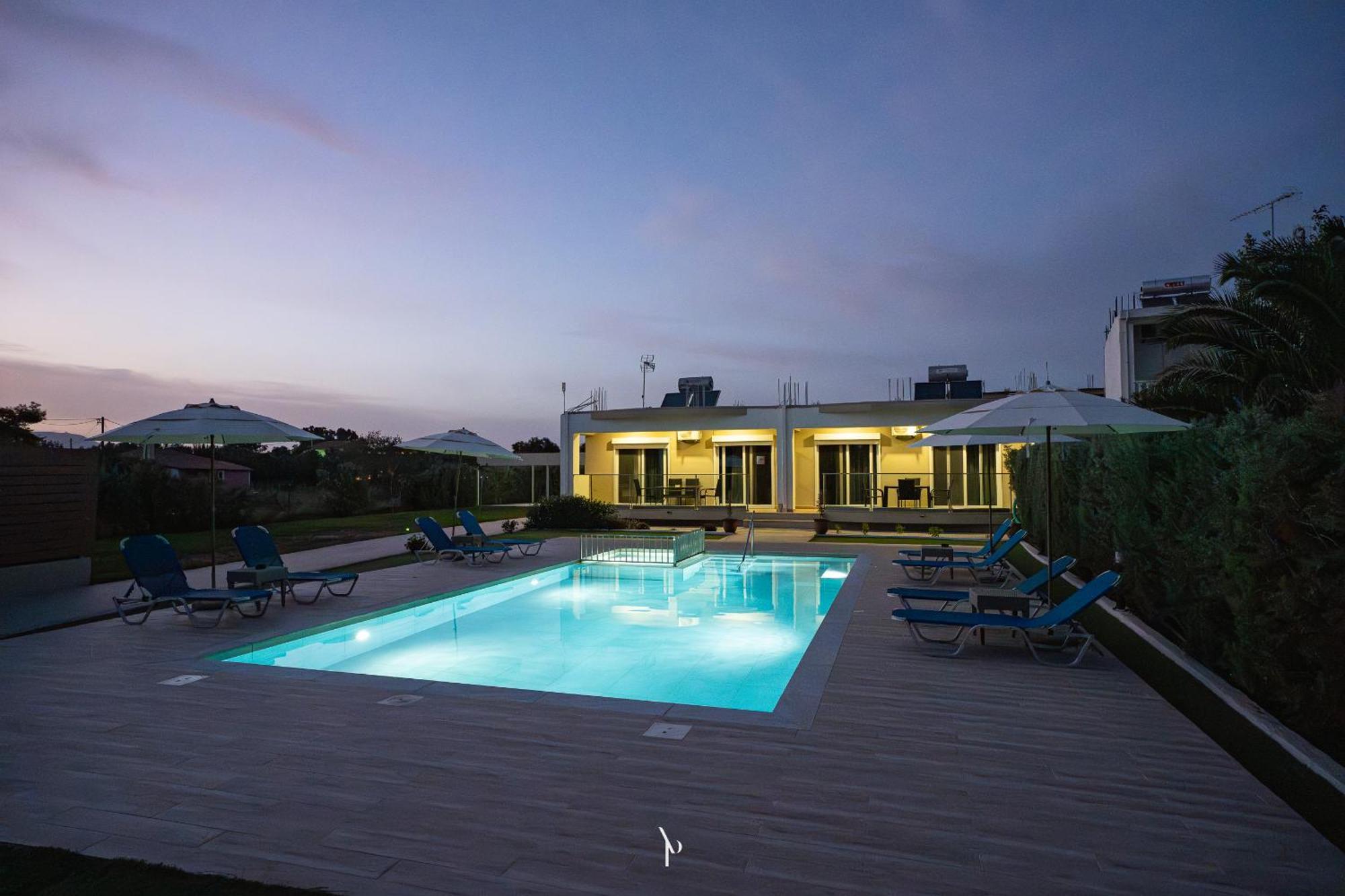 Nancy'S Budget Villa With Pool & Jacuzzi By "Elite" لاغاناس المظهر الخارجي الصورة